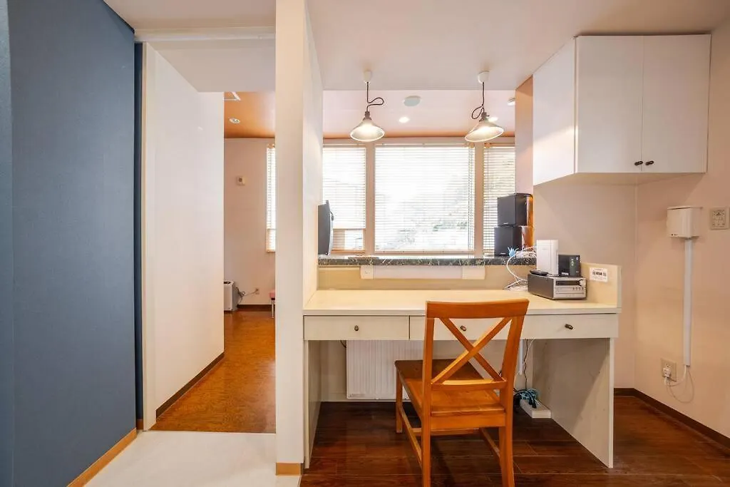 Minowa Airbnb Yubari 0*,  Japan